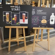 เมนู Greyhound Café เซ็นทรัลพลาซา ลาดพร้าว