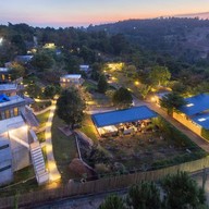 Twelve O'Clock Resort