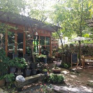 หน้าร้าน Good Morning Coffee