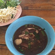 ก๋วยเตี๋ยวเรือสมุนไพร