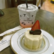 MOONNE CNX Kad-Loung