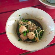 เมนูของร้าน โก๋เปี้ยน ก๋วยเตียวเรือ อยุธยา สาขา 10