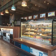 DOM Cafe