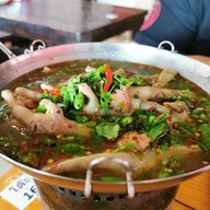 เมนูของร้าน ดูดดูกหมู ก๋วยเตี๋ยวกระดูกหมู เมืองเอก