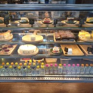 DOM Cafe