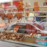 หน้าร้าน ร้านสุชินเป็ดย่าง ( ข้าวหน้าเป็ด บะหมี่เป็ด หมูแดง หมูกรอบ ) ประชาราษฎร์บำเพ็ญ 24