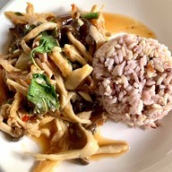 เสถียรธรรมสถาน