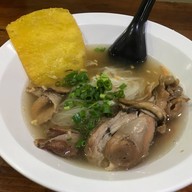 ก๋วยเตี๋ยวต้มยำลำไย เชียงใหม่