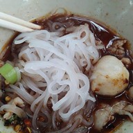 เมนูของร้าน ก๋วยเตี๋ยวเรือนายช่าง Central Marina