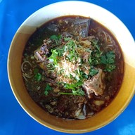 น้ำเงี้ยวหม้อดิน ป้ามอย 1