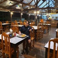 Sea View Lanta Restaurant And Bar