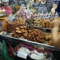 บรรยากาศ ตลาดวโรรส