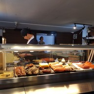 บรรยากาศ Aroi Sushi Soi6