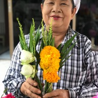 ร้านดอกไม้ป้าติ๋ม