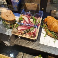 เมนูของร้าน Thimian