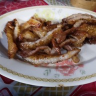 กุ๊กลาบอุบล จิ้มจุ่ม