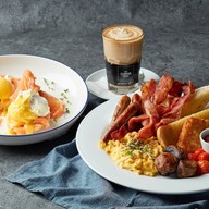 เมนู The Coffee Club 208 Wireless Road