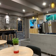 บรรยากาศ Brew Bar Cafe บริวบาร์ คาเฟ่