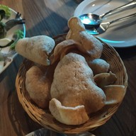 เมนูของร้าน Why Here Bar & Bistro The Avenue Ratchayothin