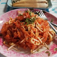 เจ้แมว ผัดไทไชโยกุ้งสด