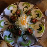 เมนูของร้าน Why Here Bar & Bistro The Avenue Ratchayothin