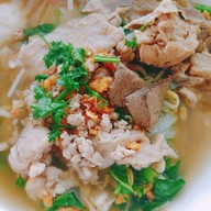 เมนูของร้าน ร้านก๋วยเตี๋ยวกะละมัง