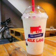 เมนูของร้าน milkland51 รามคำแหง