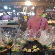 ขนมครกเจ้านาง(หน้าแน่น) ตลาดนัดอู่ 89