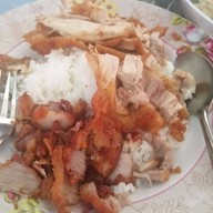 ข้าวแกงป้าแจ๋ว