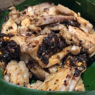 เมนูของร้าน Here Dolce - เฮียดอยซ์หมูไม่มัน หมูทอดรสเด็ดไร้น้ำมัน