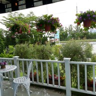 บรรยากาศ อิ่มสุข สเต๊กเฮ้าส์