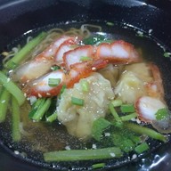 เมนูของร้าน เปี๊ยก หมี่เกี๊ยว ตัวเมืองหาดใหญ่