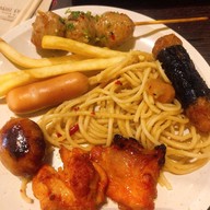 Pizza Narai Pizzeria ซีคอนบางแค