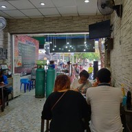 บรรยากาศ โจ๊กสามย่าน  ลาดพร้าว 101