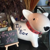 Monday Cafe' & Restaurant