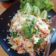 บีเจ สเตชั่น