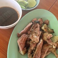 นานัวลาบเเซ่บ