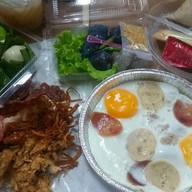 บรรยากาศ ตลาดเขียว เทคโนสุรินทร์ Green market