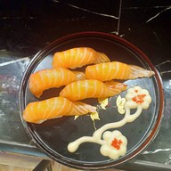 แม็กซ์ชาบู & ซูชิ
