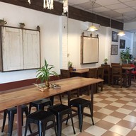 บรรยากาศ deep coffee lamphun