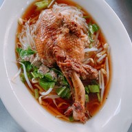 เมนูของร้าน คุณพลอยก๋วยเตี๋ยวเป็ด มีสาขาเดียว