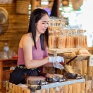 บรรยากาศ ร้านขายทอง