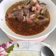 เมนูของร้าน นิรันดร์มาม่าผัด เจ้าเก่า (รร.เรยีนา) เชียงใหม่แลนด์