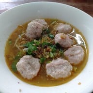 เมนูของร้าน เตี๋ยวติ๋ว อุทัยธานี หน้าอำเภอ