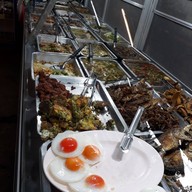 ข้าวแกงปักษ์ใต้ .สีิคิ้ว