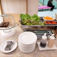 Tokyo Karei Yoshoku จามจุรีสแควร์