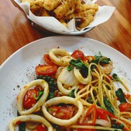 เมนูของร้าน Cris'p Pizza