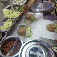 ป้าเเต้ข้าวคลุกกะปิ