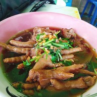 เมนูของร้าน ก๋วยเตี๋ยวไก่ตุ๋น(เครื่องยาจีน) ตระกูลเจี่ย