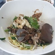 เมนูของร้าน เป็ดพะโล้แต้จิ๋ว ซอยแฉล้มนิมิตร. เจริญกรุง 107 พระราม 3 ซ.19